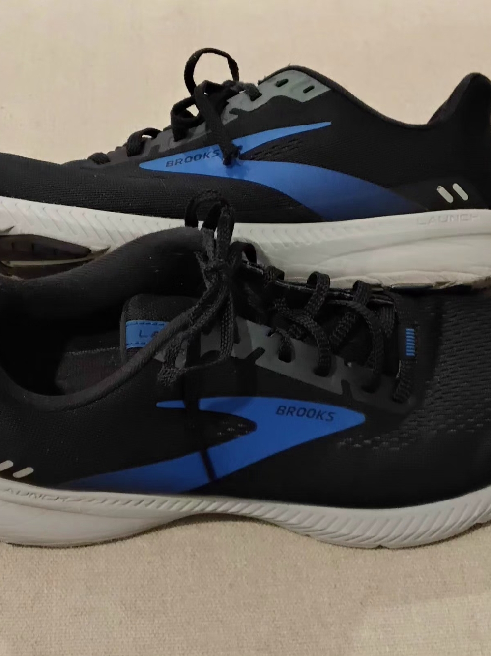Men's Brooks Launch 8 Black Blue Size 11 Style 1103581D018